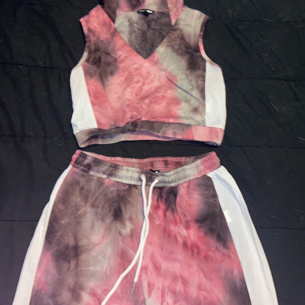 Fashion Nova Jogger Set